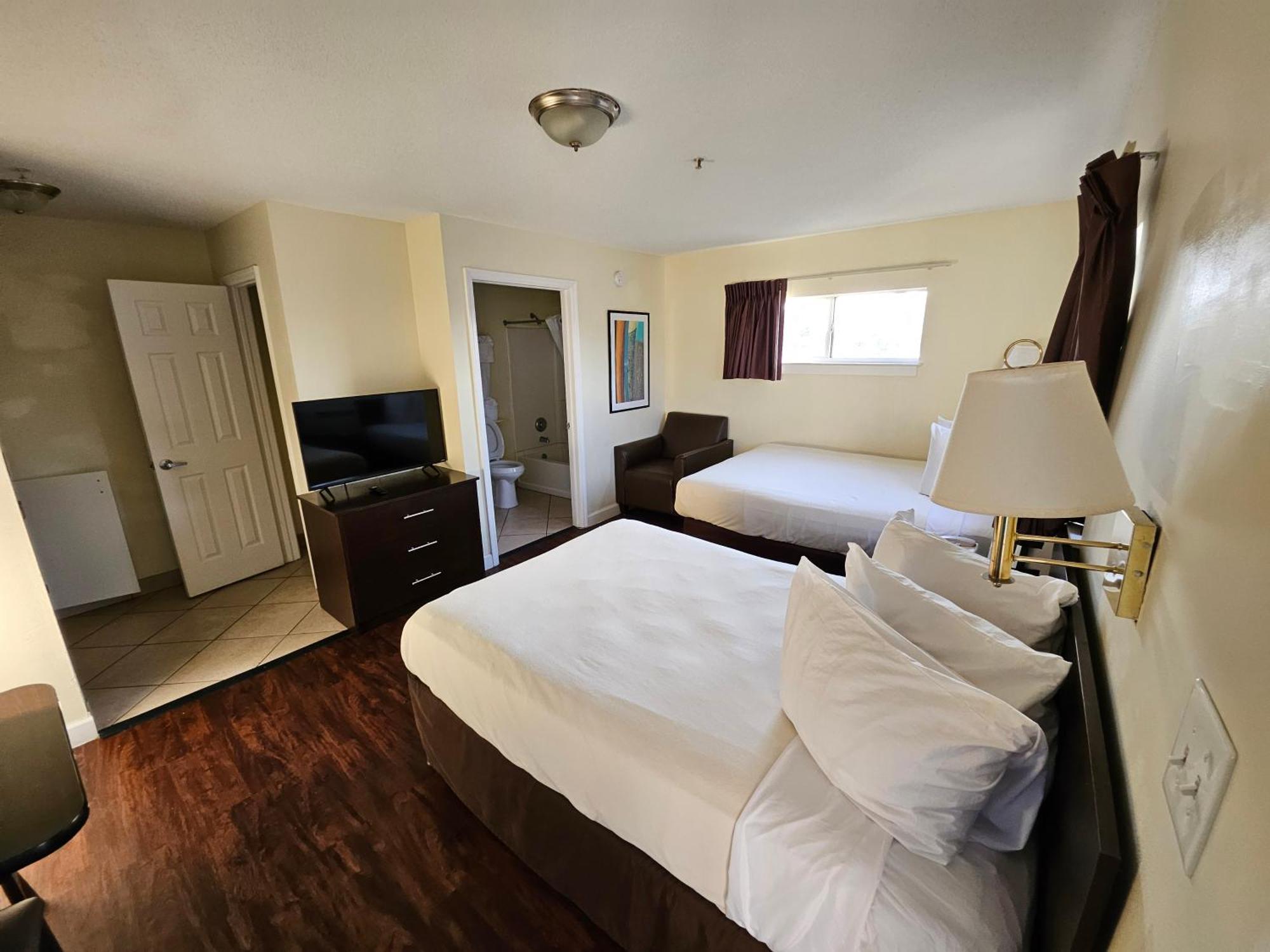 Tampa Bay Extended Stay - Airport Eksteriør bilde